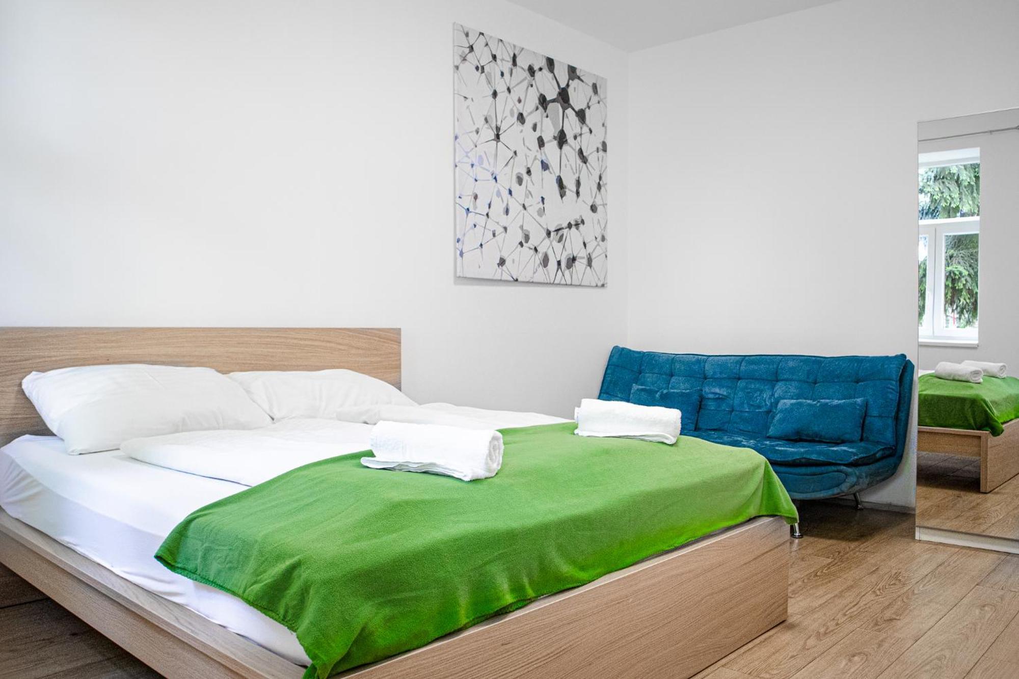 Relaxing 2-Bed Apartment For Extended Visits Wina Bagian luar foto